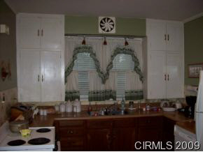 463 E 2nd St, Peru, IN 46970 photo 8