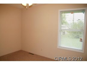 305 Linwood Ln, Wabash, IN 46992 photo 11