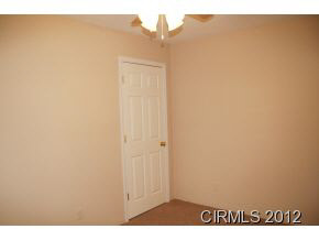 305 Linwood Ln, Wabash, IN 46992 photo 9