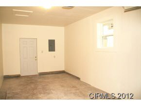 305 Linwood Ln, Wabash, IN 46992 photo 6