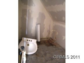 412 E Walnut, Greentown, IN 46936 photo 11