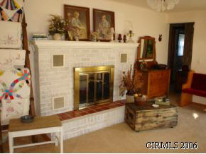 417 N Buckeye St, Fairmount, IN 46928 photo 5