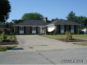 100 Walnut Dr, Gas City, IN 46933 photo 1