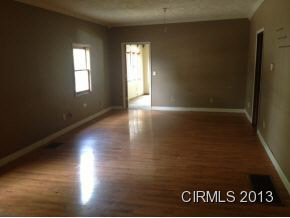 1623 N Buckeye St, Kokomo, IN 46901 photo 2