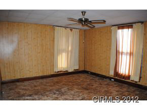126 E Miami Ave, Logansport, IN 46947 photo 5