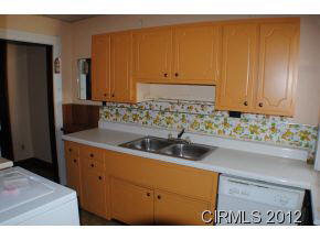 126 E Miami Ave, Logansport, IN 46947 photo 9