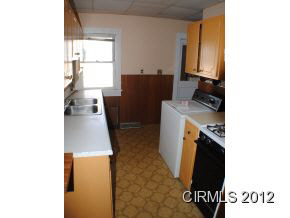 126 E Miami Ave, Logansport, IN 46947 photo 8