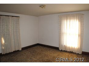 126 E Miami Ave, Logansport, IN 46947 photo 11