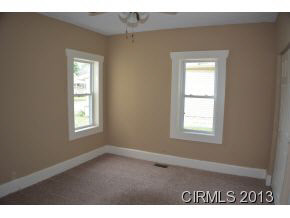 335 Green St, Tipton, IN 46072 photo 10