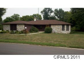 540 Circle Dr, Fairmount, IN 46928 photo 1