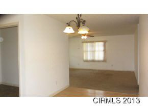 1513 Hutchins Dr, Kokomo, IN 46901 photo 4