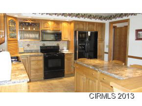 4039 Colter Dr, Kokomo, IN 46902 photo 2