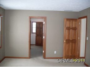 4553 S 980 E, Windfall, IN 46076 photo 9