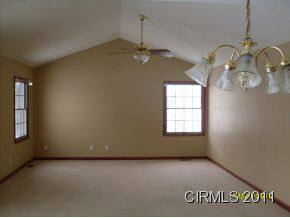 4553 S 980 E, Windfall, IN 46076 photo 3
