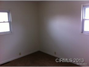 328 W Kem Rd, Marion, IN 46952 photo 9