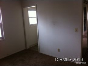 328 W Kem Rd, Marion, IN 46952 photo 7