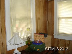 713 W Broadway, Logansport, IN 46947 photo 11