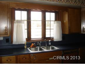 2820 E Broadway, Logansport, IN 46947 photo 8