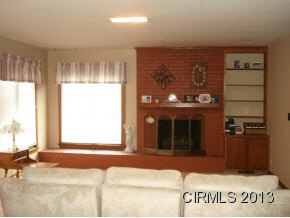 2820 E Broadway, Logansport, IN 46947 photo 10