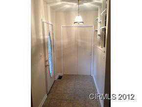 4704 Mayfield Dr, Kokomo, IN 46901 photo 2