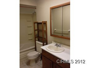 4704 Mayfield Dr, Kokomo, IN 46901 photo 14