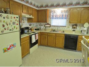 3012 Winthrop Ln, Kokomo, IN 46902 photo 5