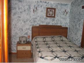 4816 S Meridian St, Marion, IN 46953 photo 6