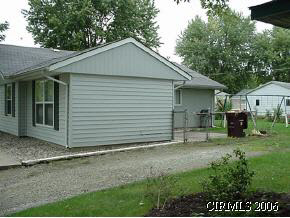 5708 Lance Dr, Kokomo, IN 46902 photo 2