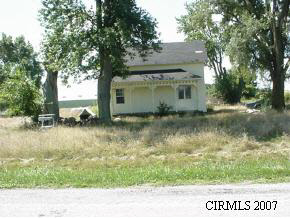 6831 E 500 N, Peru, IN 46970 photo 1