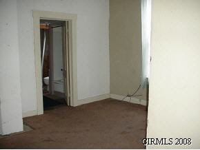 85 E Franklin, Peru, IN 46970 photo 4