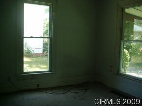 258 E Sinclair, Wabash, IN 46992 photo 5