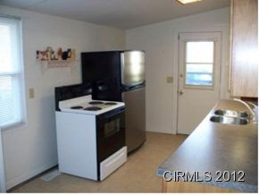 2419 W 13th St, Marion, IN 46953 photo 7