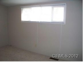 2419 W 13th St, Marion, IN 46953 photo 9