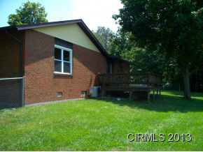 105 N Vickery Ln, Marion, IN 46952 photo 4