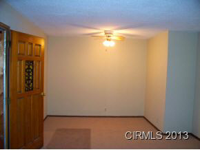 105 N Vickery Ln, Marion, IN 46952 photo 8