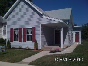 114 E 8th, Peru, IN 46970 photo 1
