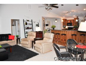 2815 Greentree Ct, Kokomo, IN 46902 photo 2
