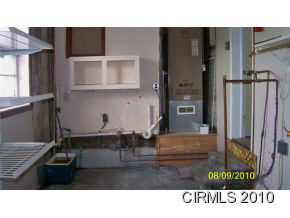 613 E Tyler St, Fairmount, IN 46928 photo 9