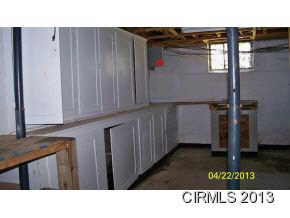 907 W 9th St, Marion, IN 46953 photo 9