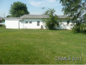 518 Doggett St, Windfall, IN 46076 photo 4