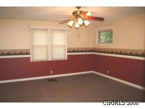 293 E Hill St, Wabash, IN 46992 photo 6