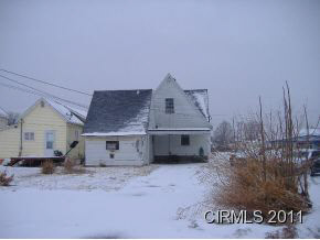 323 E Main St, Peru, IN 46970 photo 2