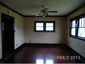 915 E Havens St, Kokomo, IN 46901 photo 6