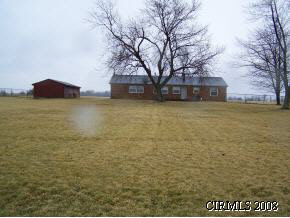 8106 E 100 N, Greentown, IN 46936 photo 2