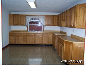 8106 E 100 N, Greentown, IN 46936 photo 3