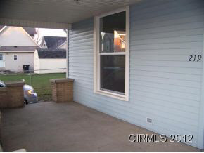 219 Whitestine St, Huntington, IN 46750 photo 4