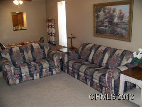 109 W South A St, Gas City, IN 46933 photo 7