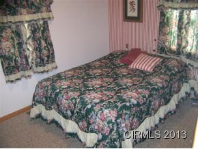 315 N Broadway, Sweetser, IN 46987 photo 11