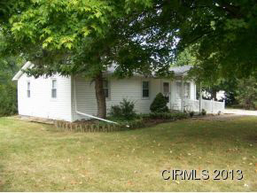 315 N Broadway, Sweetser, IN 46987 photo 3