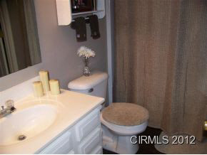 11585 S 250 E, Fairmount, IN 46928 photo 13